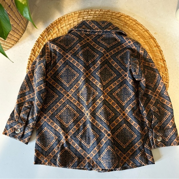 Kate Quinn Printed Button Down Utility Shirt Jacket - Picture 2 of 4